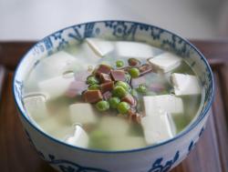 初夏懒人汤-----无需调料的豌豆汤
