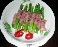 芦笋培根卷