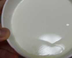 免酸奶机免菌粉自制酸奶
