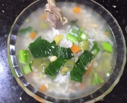 鸡骨蔬菜粥