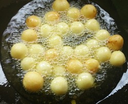 炸土豆丸子