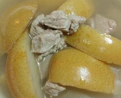 雪梨瘦肉汤
