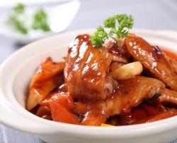 百变焖锅之三汁鸡翅焖锅—捷赛私房菜