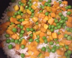 青豆红萝卜米饭
