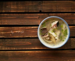 潮州酸菜鳐鱼汤