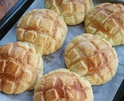 菠萝包