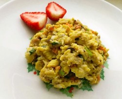 什锦炒蛋 Scrambled eggs