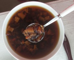 红枣燕窝枸杞汤