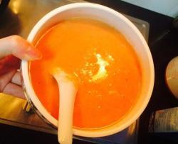 番茄泡菜奶油浓汤