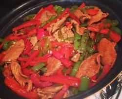 小炒肉煲仔饭