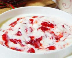 自制蜂蜜草莓酸奶
