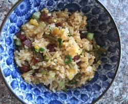 妞妞爱的腊肠蛋炒饭