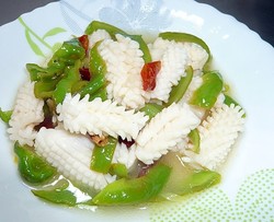 酸溜墨鱼