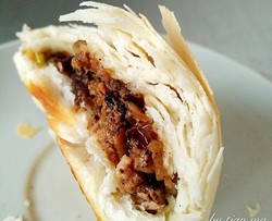 黑胡椒酱肉馅饼