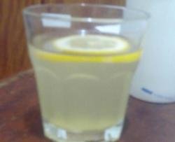 瘦身柠檬蜂蜜水