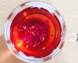 美容养颜的玫瑰花茶