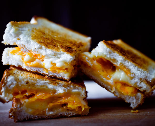 玉米片焗芝士三明治 Doritos Grilled Cheese | 就这样