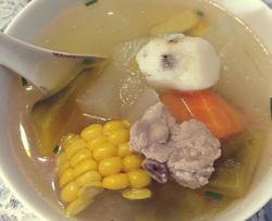 乱炖排骨汤