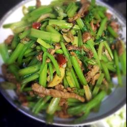 芹菜炒肉丝