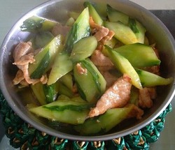小黄瓜炒肉