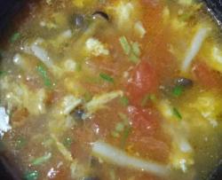 西红柿蟹味菇蛋汤