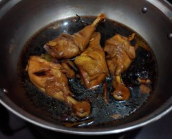 卤鸡腿