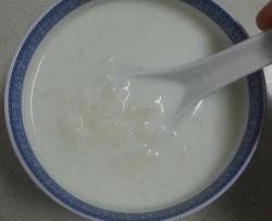 大米牛奶粥