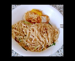 煎蛋耗油面