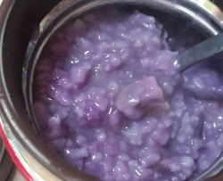 用焖烧杯做紫薯粥