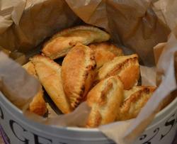 mini cheese and onion pasty-迷你芝士洋葱派