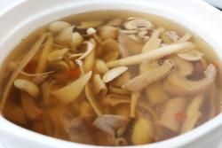 清热解毒杂菌汤