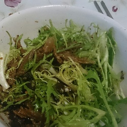 豆豉鲮鱼拌苦菊