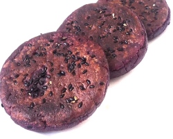 香煎黑芝麻紫薯饼