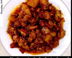 土豆烧鸡块