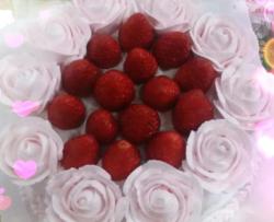 8寸草莓裱花蛋糕