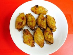 秘制烤鸡翅