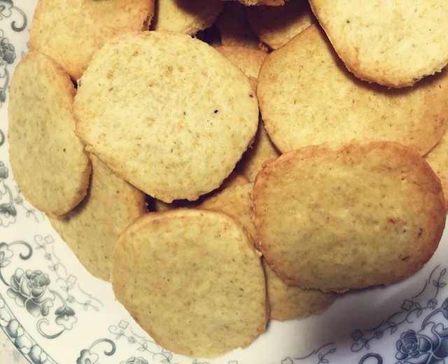 酥香健胃的麦芽饼干