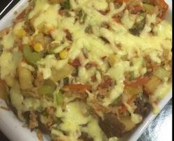 杂蔬牛肉芝士焗饭