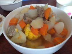 萝卜玉米牛肉汤