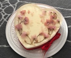 浪漫心型樱花酸奶芝士蛋糕
