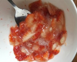甜品-甜渍草莓