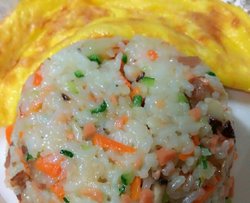 香菇牛肉杂烩香炒饭