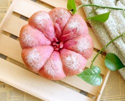 火龙果花朵面包