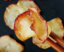 椰子油煎苹果片coconut oil-fried apple chips