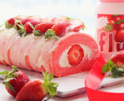 Fluff草莓棉花糖蛋糕卷