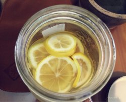 每天早上一杯柠檬水