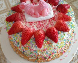 彩虹糖生日蛋糕