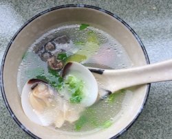 乌鸡蛤蜊丝瓜汤