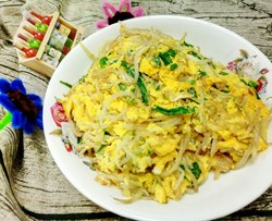 绿豆芽煎蛋