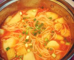 开胃番茄土豆米线浓汤